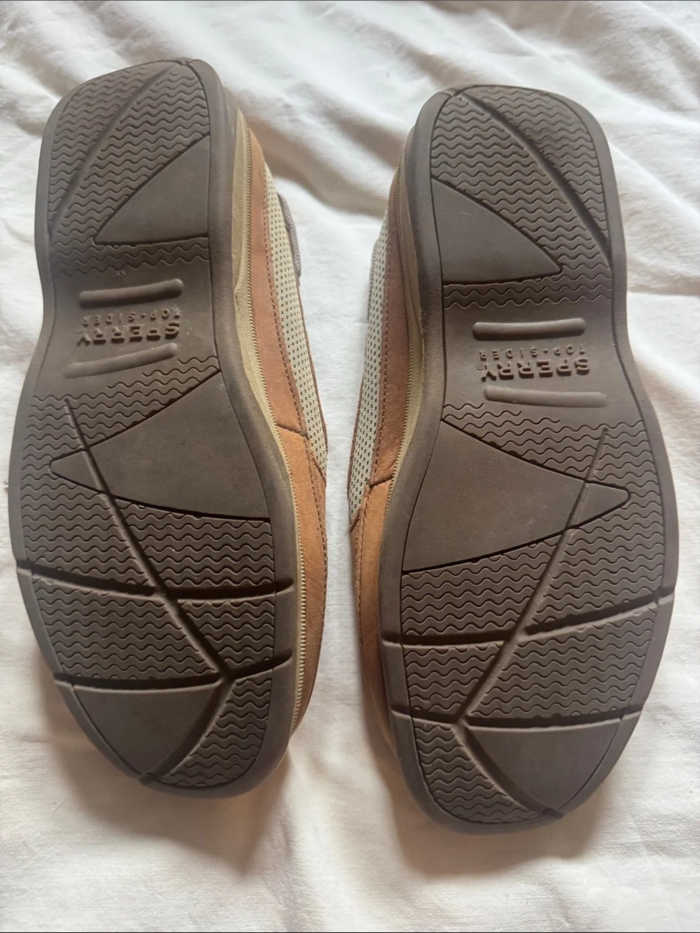 Sperry Brown Leather Boat Shoes with Contrast Laces
